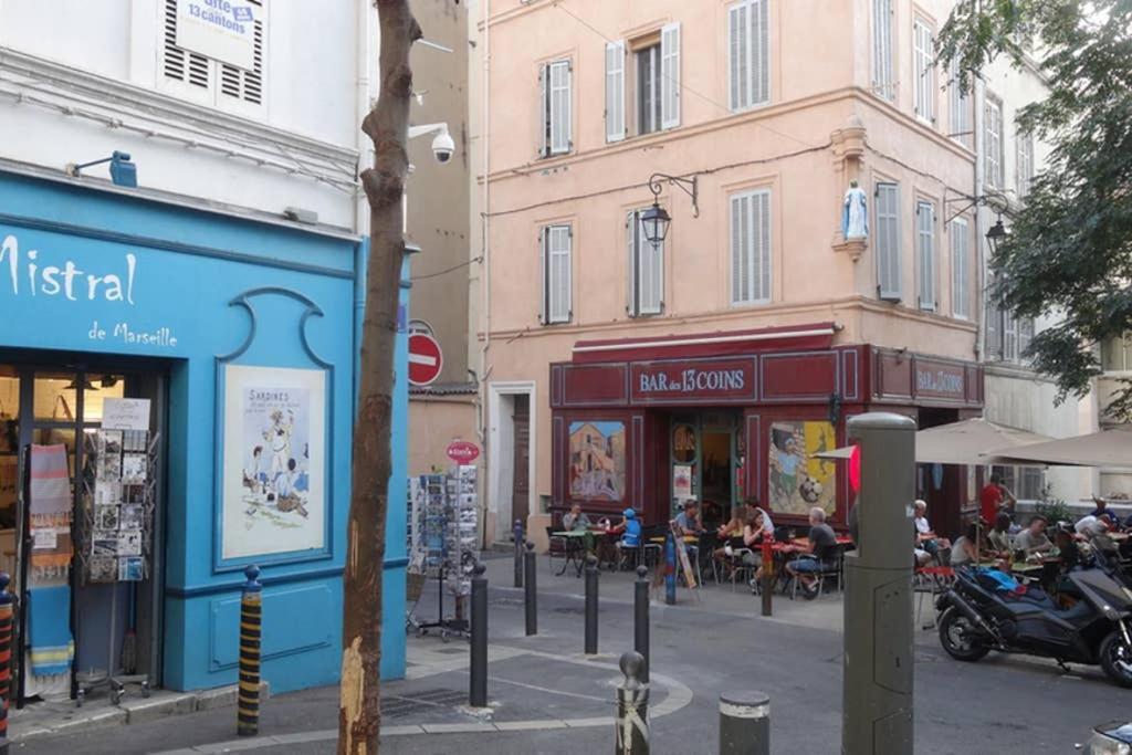 La Sardine Au Coeur Du Panier * Marseilles